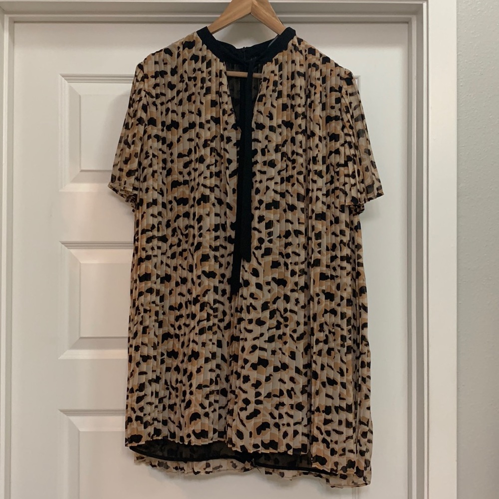 Zara Black and Tan Mini Dress Chic and Versatile